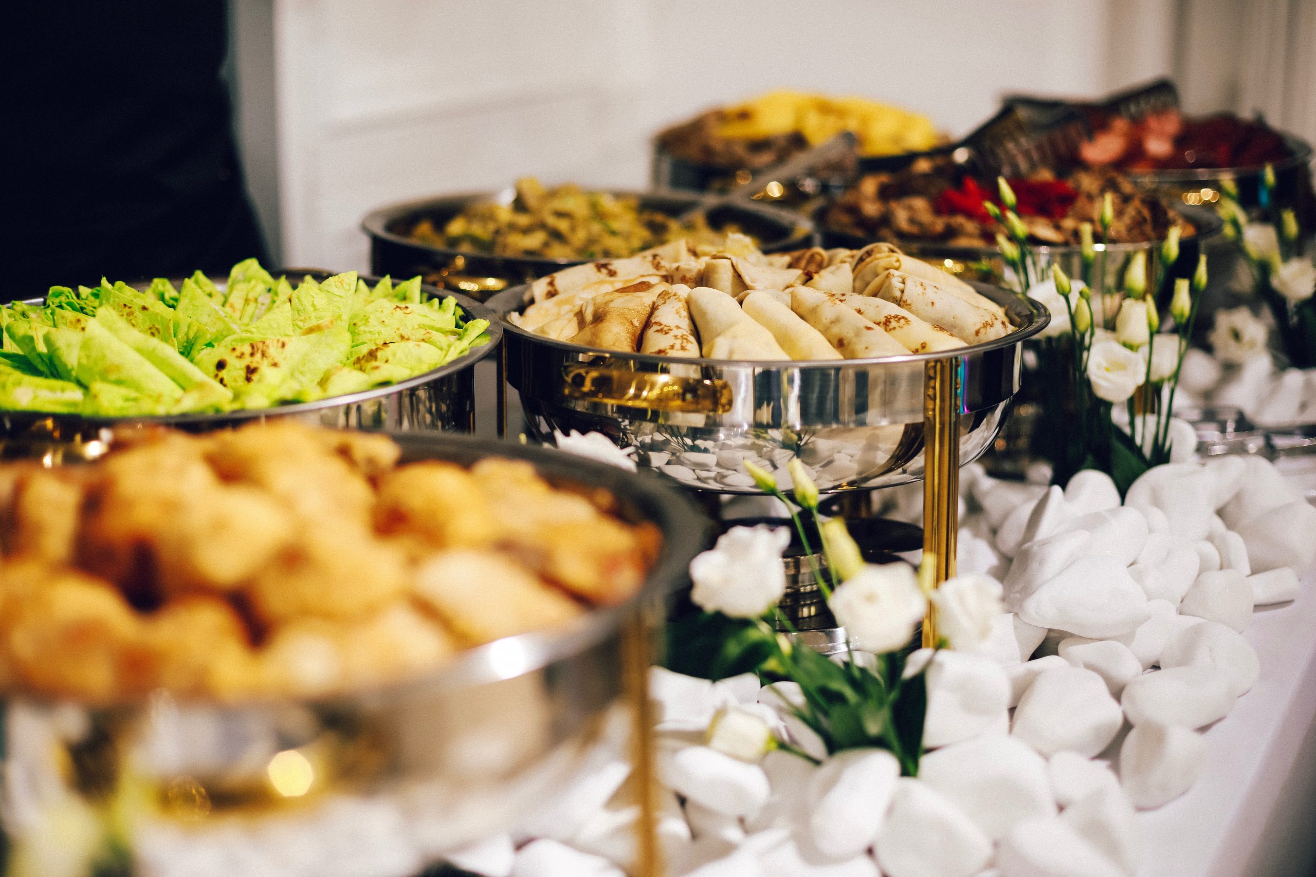 Plated Or Buffet? What's The Best Catering Option For Weddings?